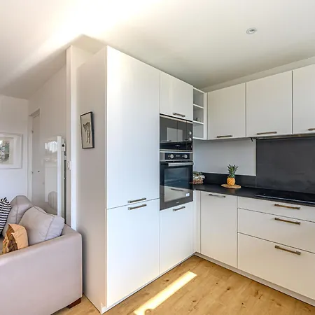 Men Er Bellec-3 By Interhome Apartment